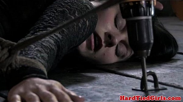 Nonton Brunette Restrained To Floor And Whipped thumbnail