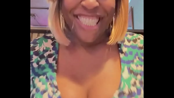 Happy friday #ebonytitties#nobra#bigblacktitties#ebonybbw#transtitties#blacktrans#ebonytrans#blacktgirls