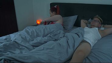 I gave step mom a vibrator gift & ended up facialing her in shared hotel bed