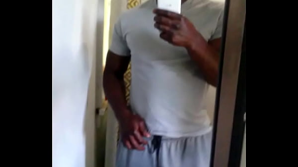 Play MP4 - Phoenixblackbbc