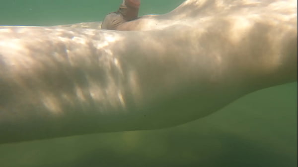 Play MP4 - I cum just for the pleasure of feeling free&comma; naked on a public beach