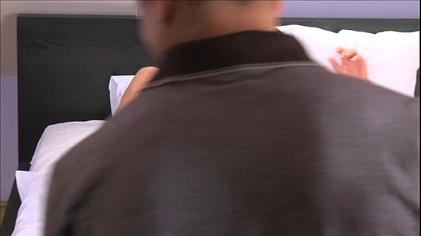 Play MP4 - Busty housewife needs her pussy licked