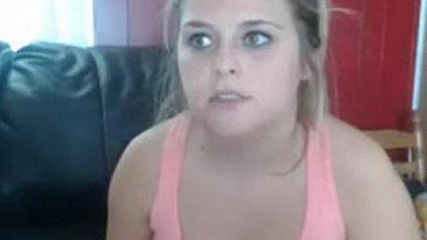 Hot teen first buttplug