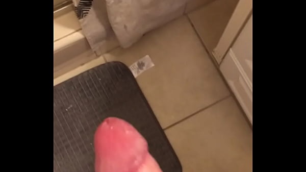 1D1B7F96-F94F-4153-B5F7-11D7AB82771E.MOV 