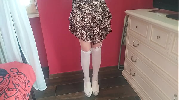 Busty Doctor Checks If You Already Know How To Ejaculate-la Dottoressa Tettona Controlla Se Sai Gi&agrave; Eiaculare Italian thumbnail