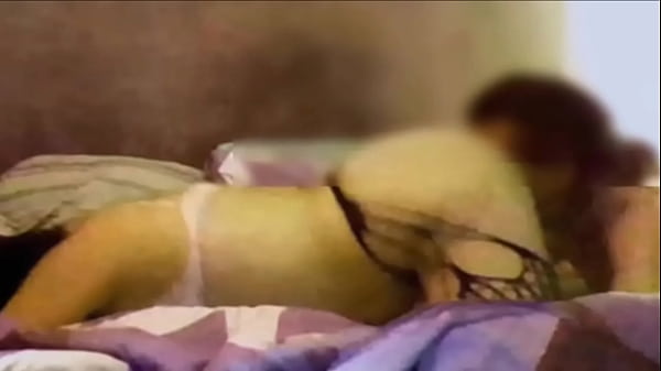 Amateur con madurainsaciable le doy una chupada de conchay explota a chorros en_mi boca_gritandocomo una puta antes de_llevarseuna buena cogida por elculo esmuy trola