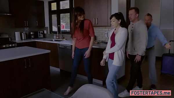 Play MP4 - Couple joined a nice foursome action and they liked it