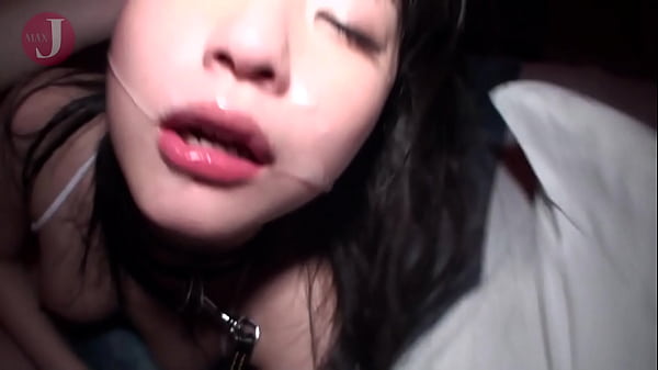 純朴で黒髪スレンダー美女がディープスロート、スパンキング、淫語で責められ興奮して絶頂 thumbnail