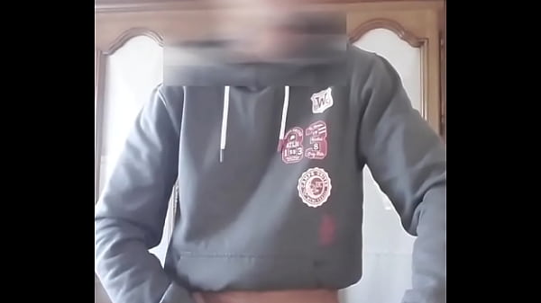 I cum while rubbing my cock in my saliva, 