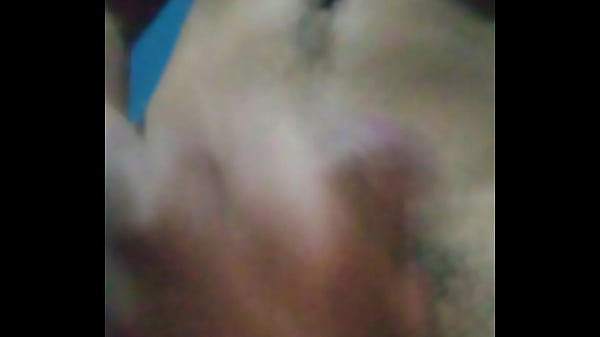 Play MP4 - Masturbandome