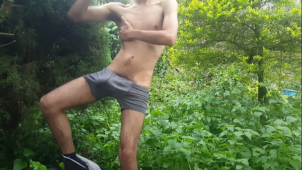 Very Hot In The Wooods thumbnail