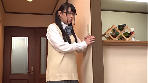 Play MP4 - https&colon;&sol;&sol;bit&period;ly&sol;3IHkHdQ　むっつり文系メガネっ子3姉妹知的好奇心&srarr;性的欲求へ！？書籍の世界でしか知らなかった男性器を目撃し痴態を晒し大暴走！ 想像よりも逞しくスケベ心を煽る卑猥なフォルム&lpar;男性器&rpar;に大発情！【パート1】