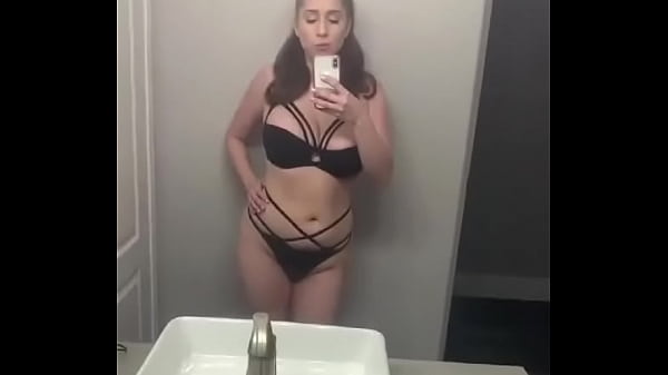Esta perra es muy barata
