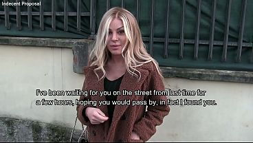 Esclusivo - Accetta 1000&euro; E Si Fa Sfondare Il Culo L'italiana Calda - English Subtitles thumbnail