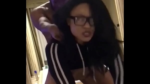 Play MP4 - EYES START TO ROLL BACK&hellip;