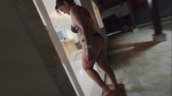 Entrega De Pizza, Entrega De Rola! Raquel Sentando E Levando No Rabo! thumbnail