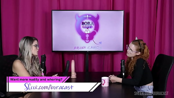 Ruiva gostosa tem a buceta chupada ficando molhando depois de dizer que quer voltar a focar mais nos conte&uacute;dos porn&ocirc; - Dracarys 