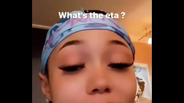 Nonton Coi Leray Being Sexy thumbnail
