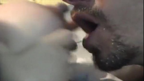 Play MP4 - erotic boobfeeding