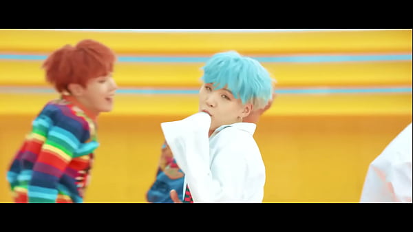 BTS - DNA Official MV