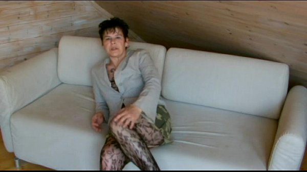 Play MP4 - I fuck big dildo and squirt