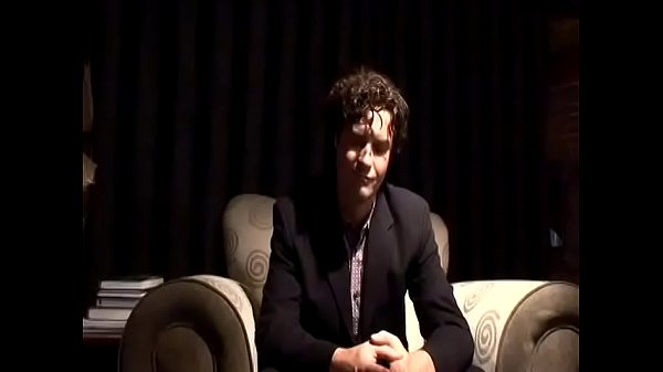 Play MP4 - Big dick stud gets wet and wild head from cock hungry slut then fucks her