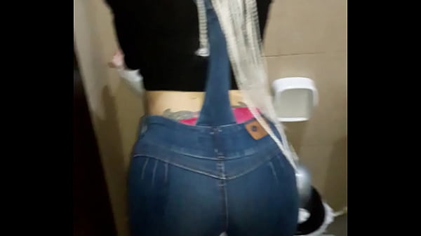 Chama de ojos claros