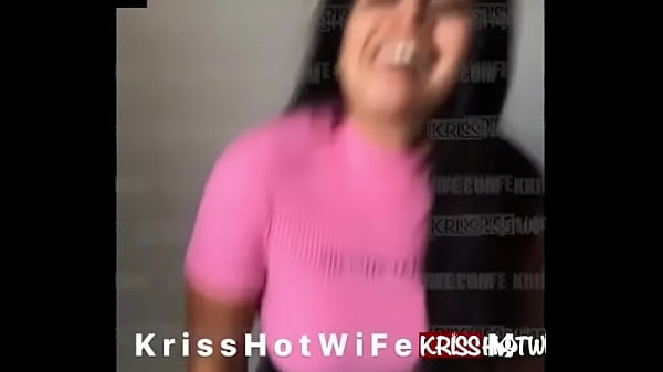 Kriss hotwife safada fazendo provador de roupas ousadas e transparentes