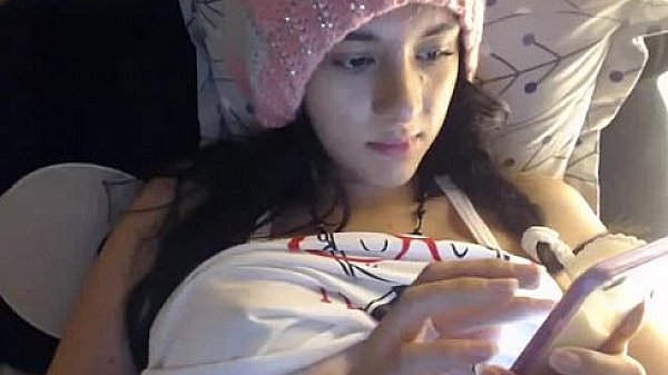 free webcam chatroom and livesex cams in free-adult-webcam-chat 