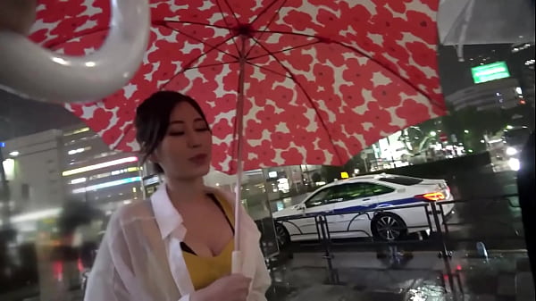 Play MP4 - このビジュアルでこのエロさ、反則級！！マネキンのようなギャル！！完璧な美貌と水着が映える見事なクビレの極上ボディ！！Part1