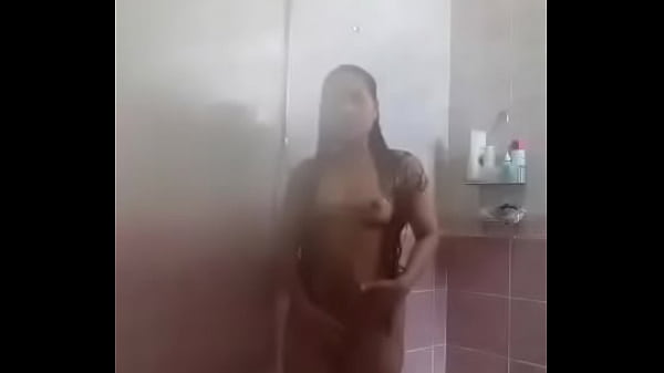 Nonton Hot Pussy Wet thumbnail