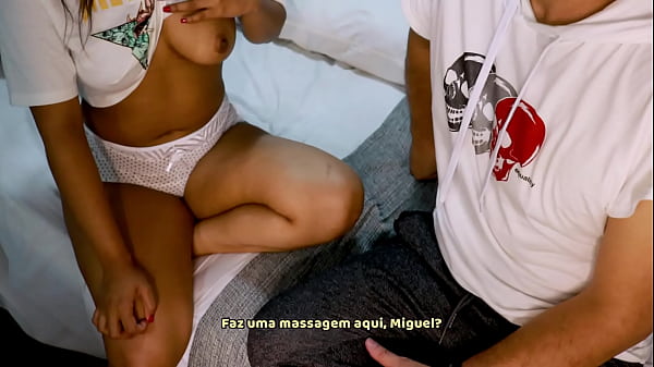 Julia Carioca Fica De Bab&aacute; E Toma Leitinho thumbnail