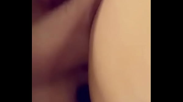 Getting fingered hard til i squirt 