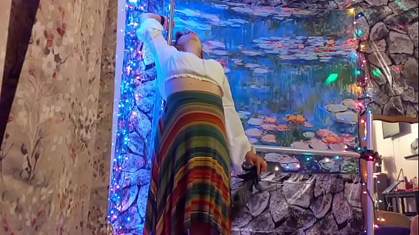 Play MP4 - Hotwife Steffi July One Three pussy dance promo