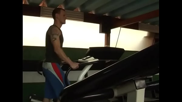 Surprise fuck in the gym with gay Eduardo and Cristian 