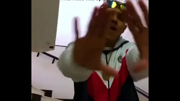 76_BDF comendo novinha do zap