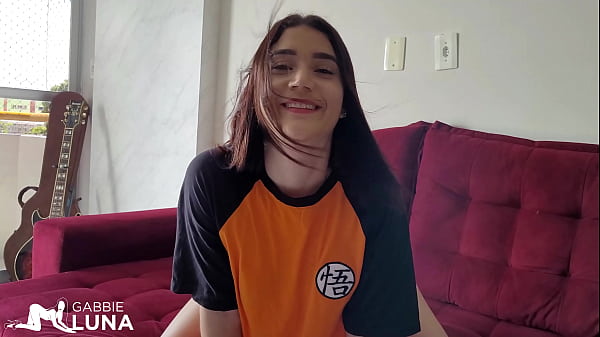 Gabbie luna dando a buceta e o cuzinho pro dotado foder e encher de porra squirting