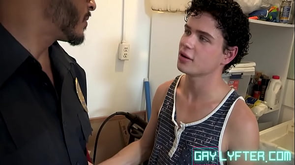 YoungPerps - A Favor For Protection 