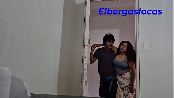 Nonton Al Salir De La Fiesta Ella Se Puso Muy Cachonda Y Quizo Empezar A Follar Como Ninfomana, Asi Que Hicimos El Amor Toda La Noche. thumbnail