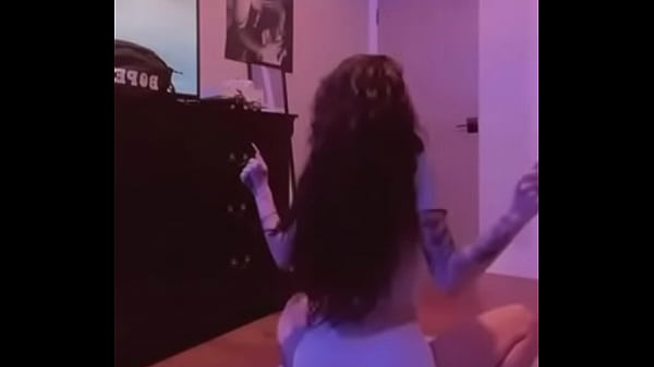 Sexy teen twerking