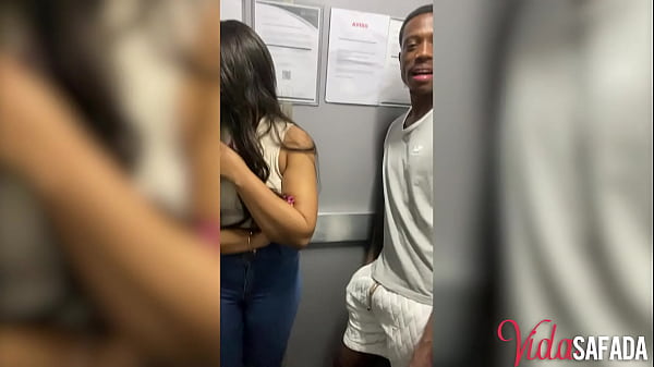 Chamei o neg&atilde_o Hyoran Carvalho pra comer minha esposa mas no fim sobrou tudo pra mim.