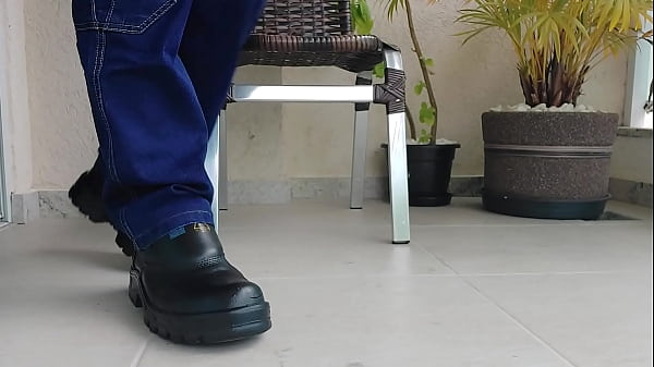 TAKING OFF MY WORK BOOT - MLV04