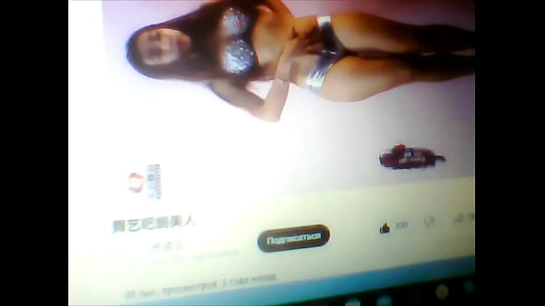 ташитала в_отеле танцует