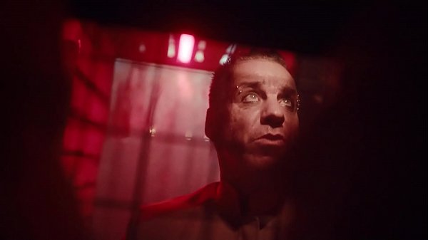 Play MP4 - LINDEMANN &bdquo;PLATZ EINS&OpenCurlyDoubleQuote; &ndash; UNCENSORED only on VISIT-X   &bdquo;TILL the End&OpenCurlyDoubleQuote; - coming soon