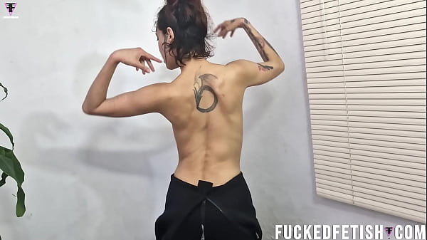 Skinny girl neopreno vibrator 