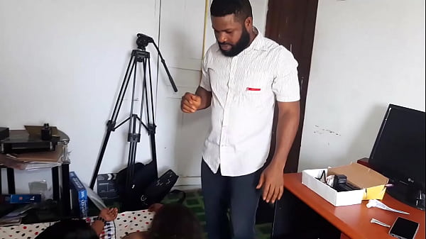 Play MP4 - LUCKY MAN &lpar;Krissyjoh Fucked His Sex Doll In The Presence of His Two Girlfriends&rpar; - NOLLYPORN