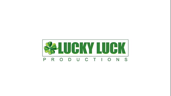 Nonton Lucky G Livie Blainn - Uk School Girl Gets Slutted Out In The Office thumbnail