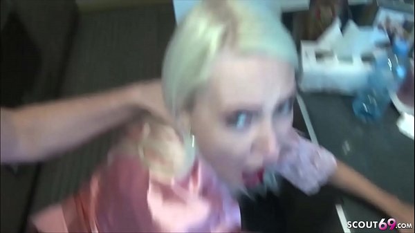 German Step Mom - SCHLANKE JUNGE STIEF MUTTERVON SOHN IN KUECHE GEFICKT