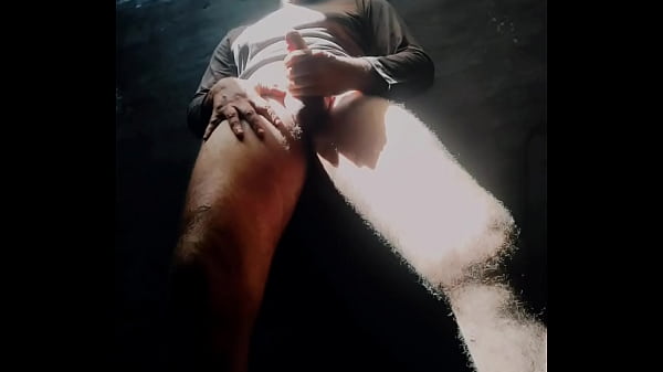 Play MP4 - Người &dstrok;&agrave;n &ocirc;ng t&oacute;c v&agrave;ng xoa b&oacute;p con cặc trắng mềm mại của m&igrave;nh - bad wolf28