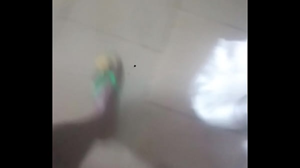 Nonton He Loves It thumbnail